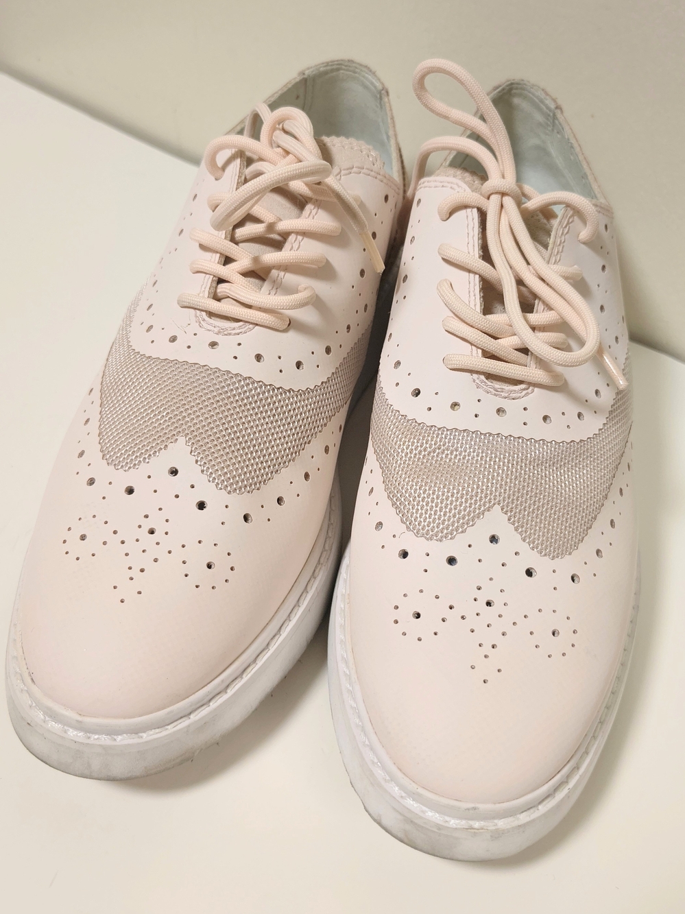 Geox Blush Pink Lace-Up Oxford Sneakers W Sz 9.5
